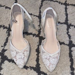 Kailee p. Wedding shoes. Ivory size 6